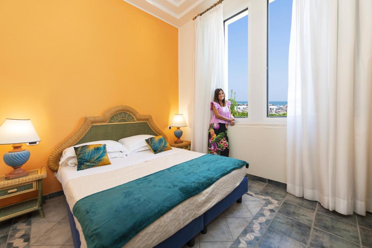 Hotel Orizzonte Bellaria-Igea Marina Bagian luar foto