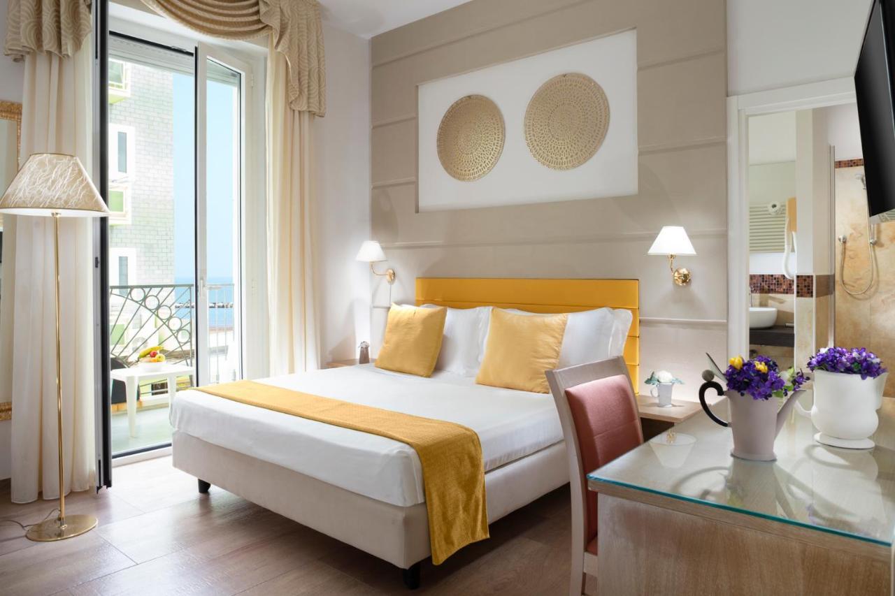 Hotel Orizzonte Bellaria-Igea Marina Bagian luar foto